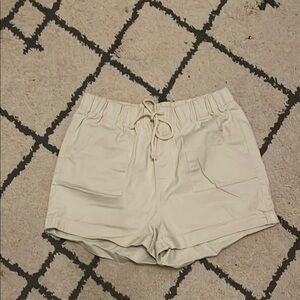 Khaki Shorts With Drawstring